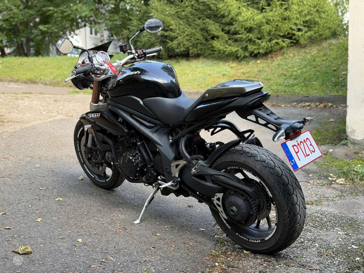 Triumph Speed Triple 1050cc, street / classic