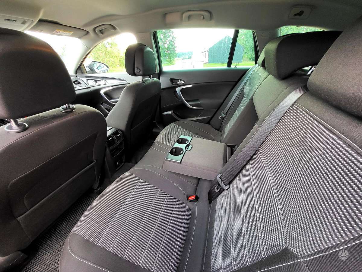 Opel Insignia, 1.6 l., Универсал