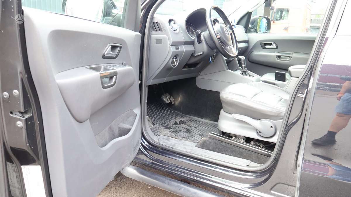 Volkswagen Amarok - 8