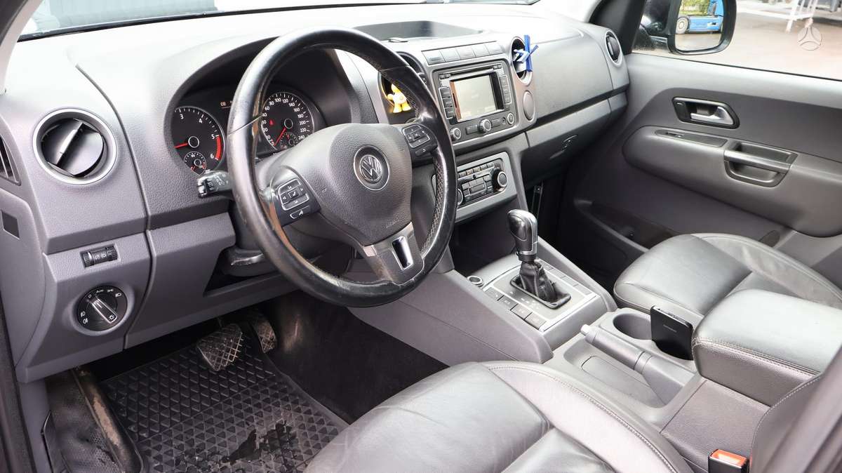 Volkswagen Amarok - 10