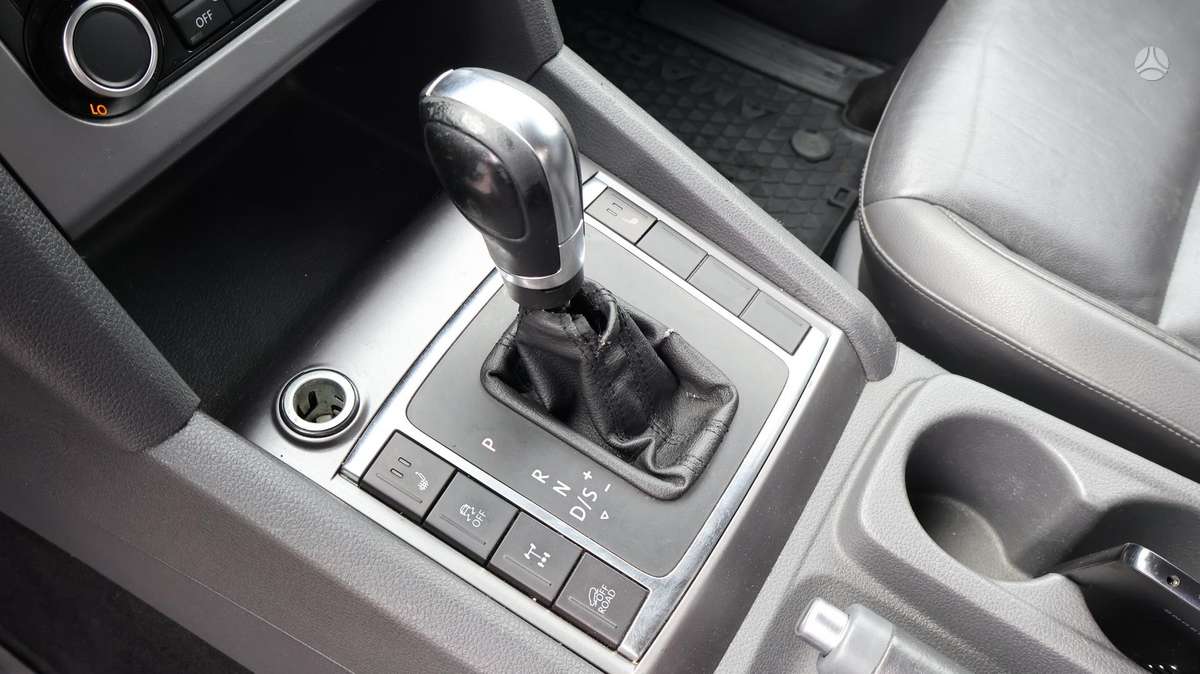 Volkswagen Amarok - 11