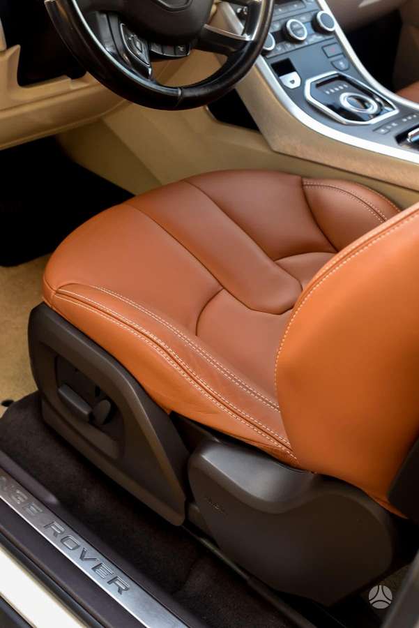 Land Rover Evoque, 2.2 l., Внедорожник / Кроссовер