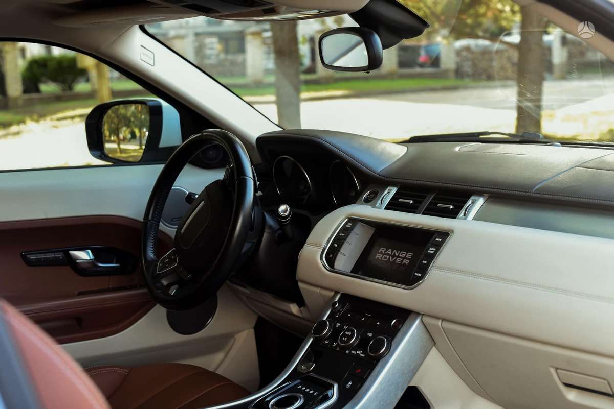 Land Rover Evoque, 2.2 l., Внедорожник / Кроссовер