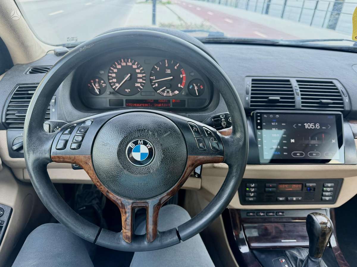 BMW X5, 2.9 l., off-road / crossover