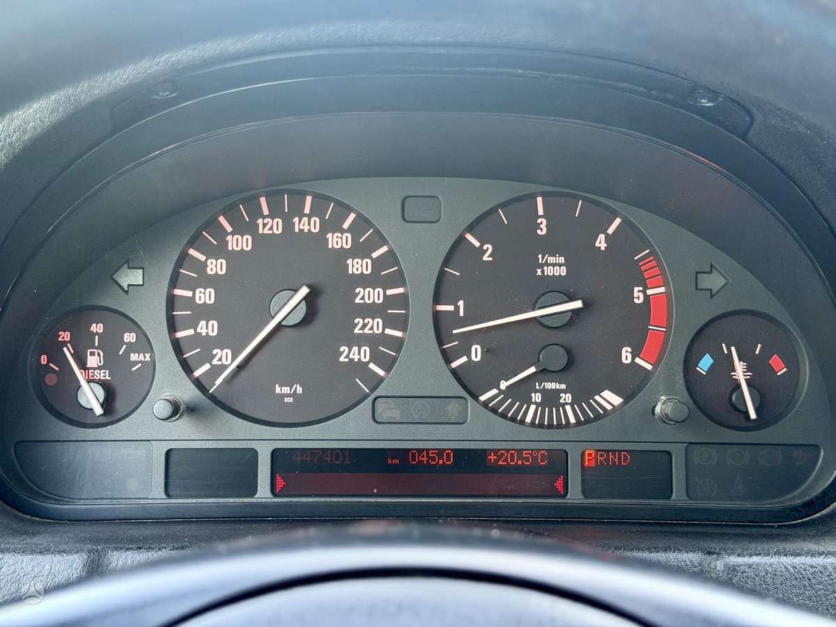 BMW X5, 2.9 l., off-road / crossover