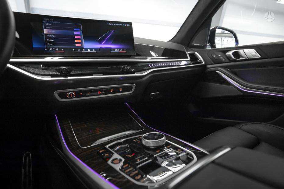 BMW X7, Внедорожник / Кроссовер