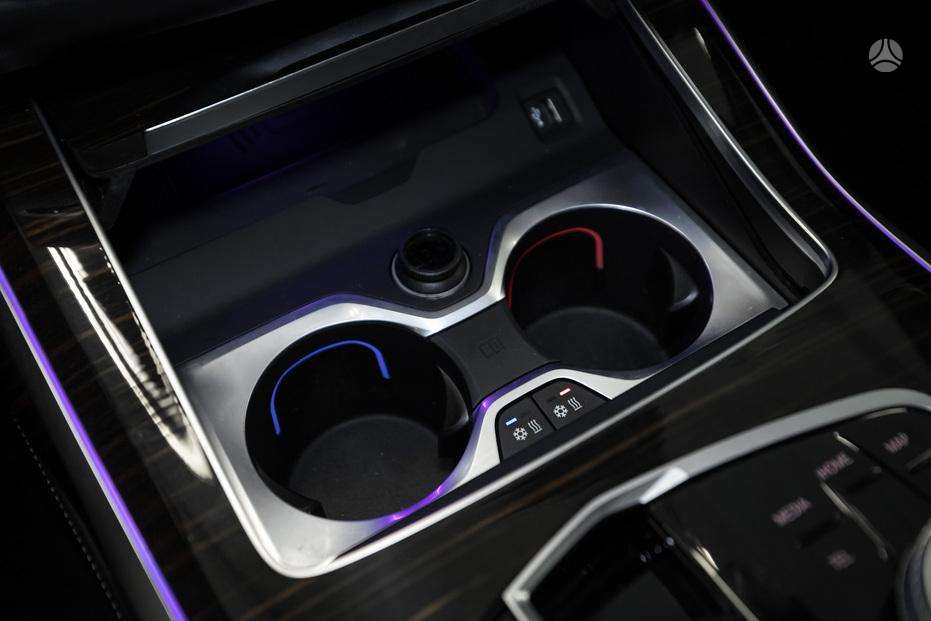BMW X7, Внедорожник / Кроссовер
