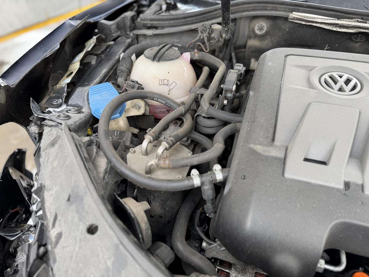 Volkswagen Passat, 2.0 l., Универсал