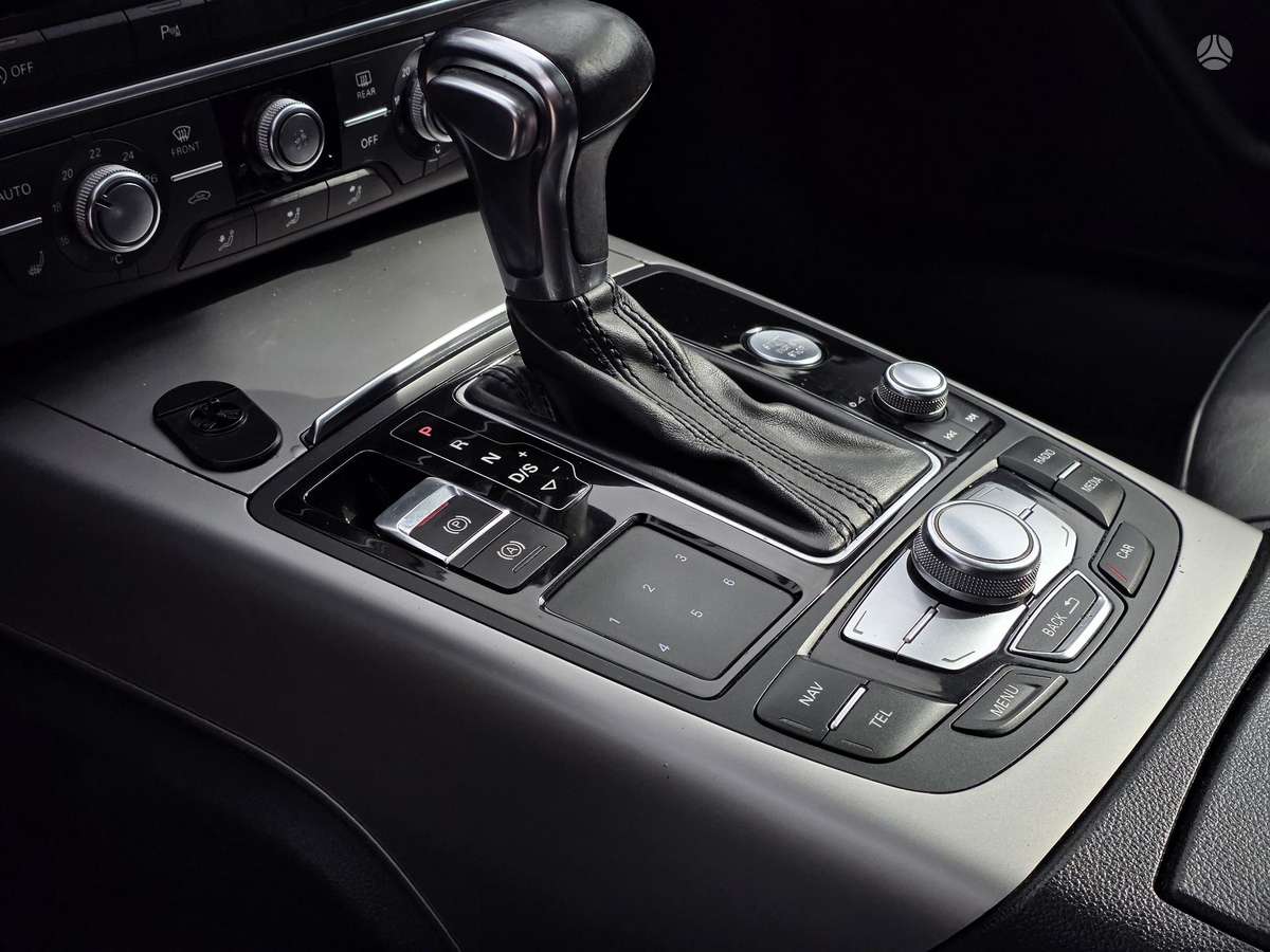 Audi A6 allroad, 3.0 l., Универсал