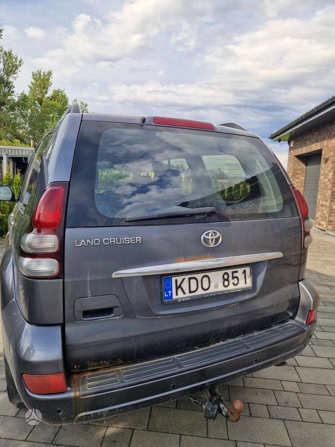 Toyota Land Cruiser - 3