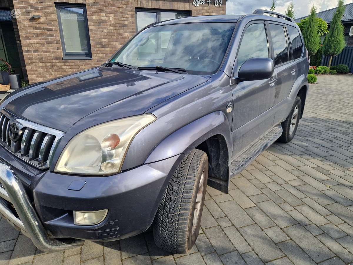 Toyota Land Cruiser - 5