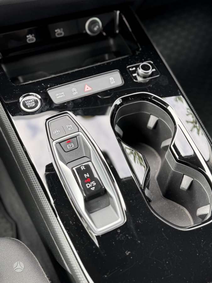 Audi A5, 2.0 l., Седан