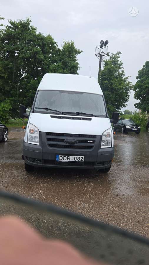 Ford Transit, 2.4 l., cargo van