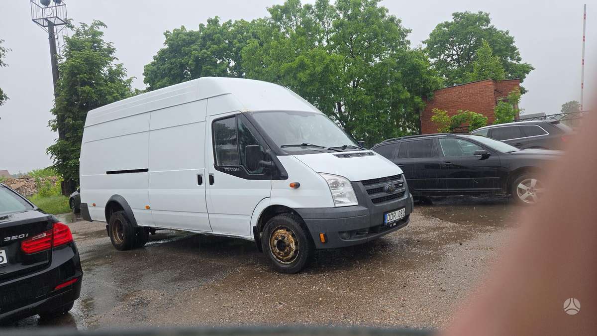 Ford Transit, 2.4 l., cargo van