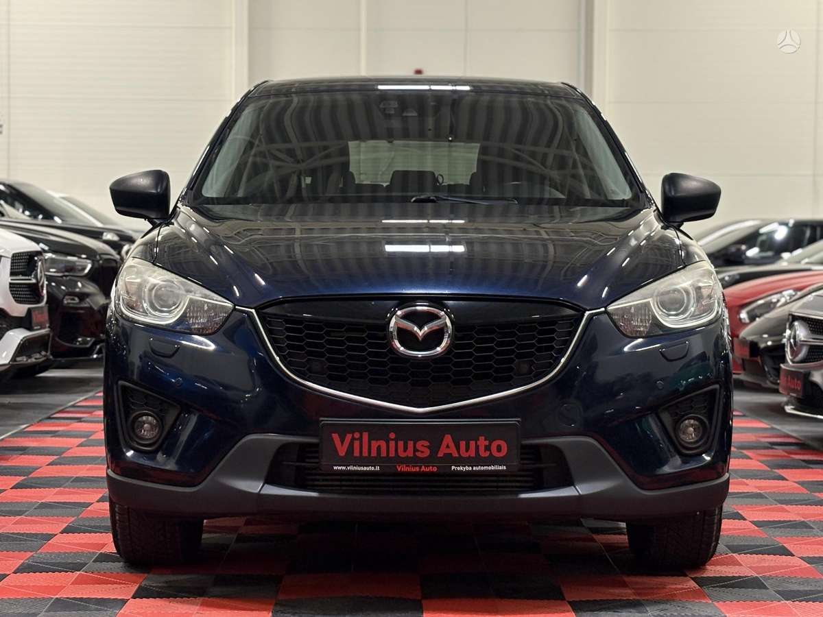 Mazda CX-5, 2.2 l., off-road / crossover