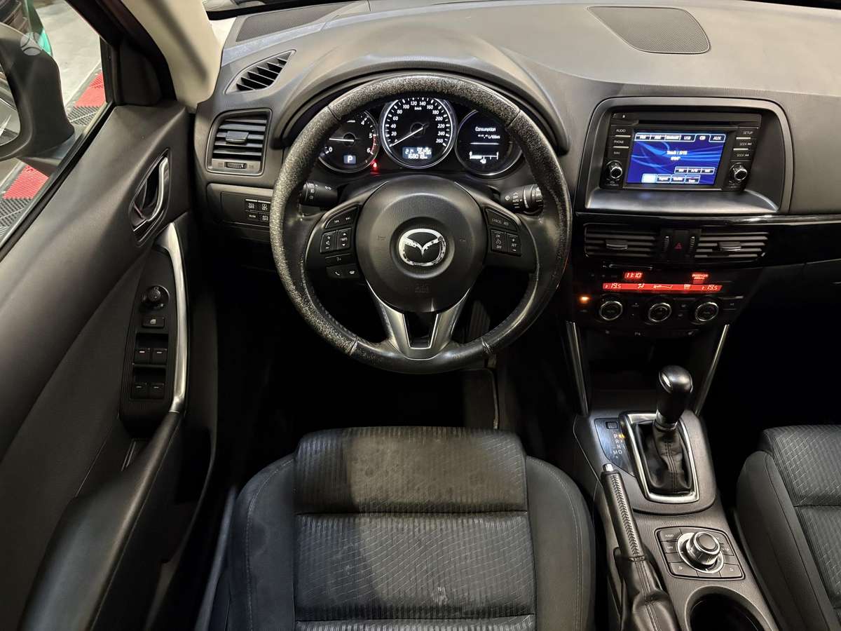 Mazda CX-5, 2.2 l., off-road / crossover