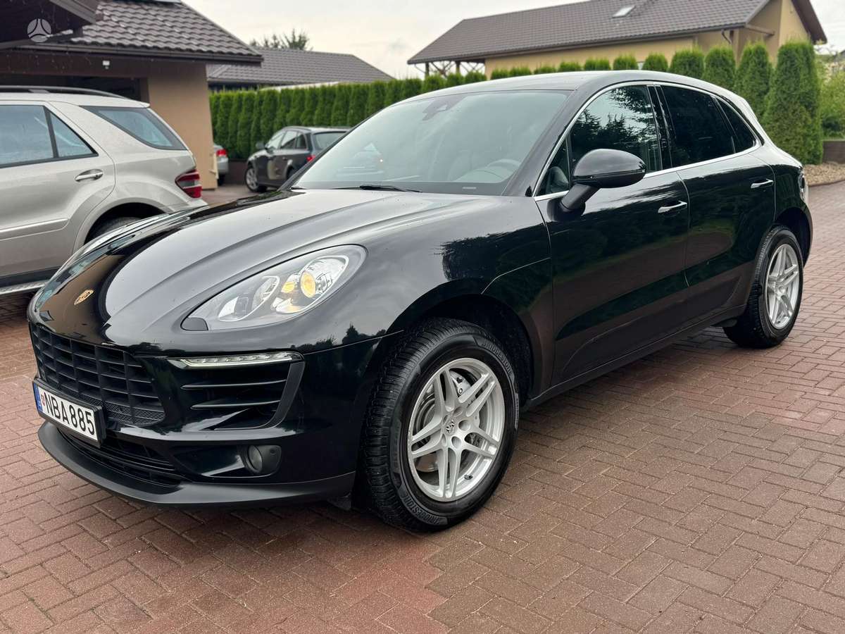 Porsche Macan - 1