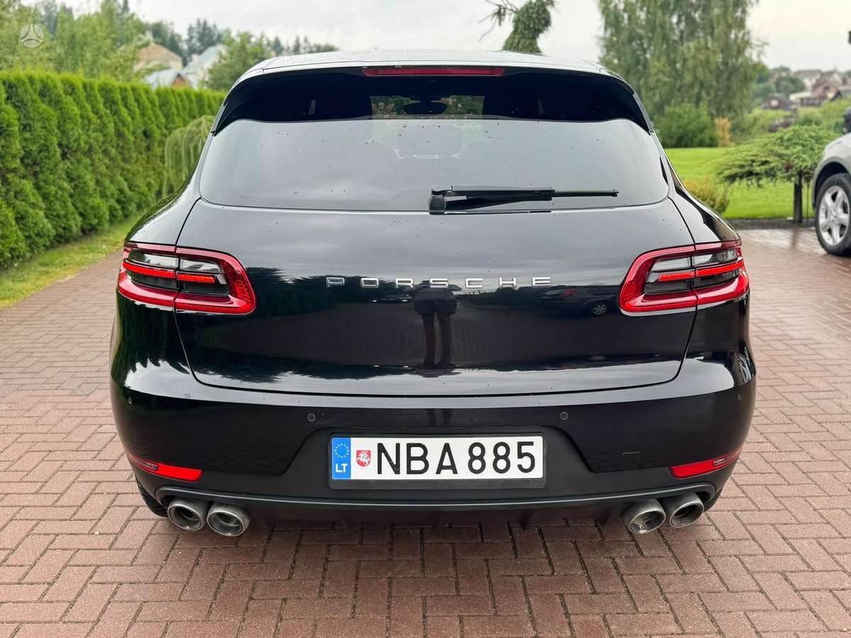 Porsche Macan - 8