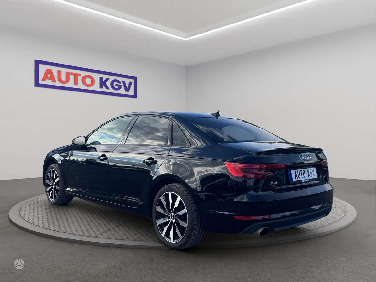 Audi A4, 2.0 l., Седан