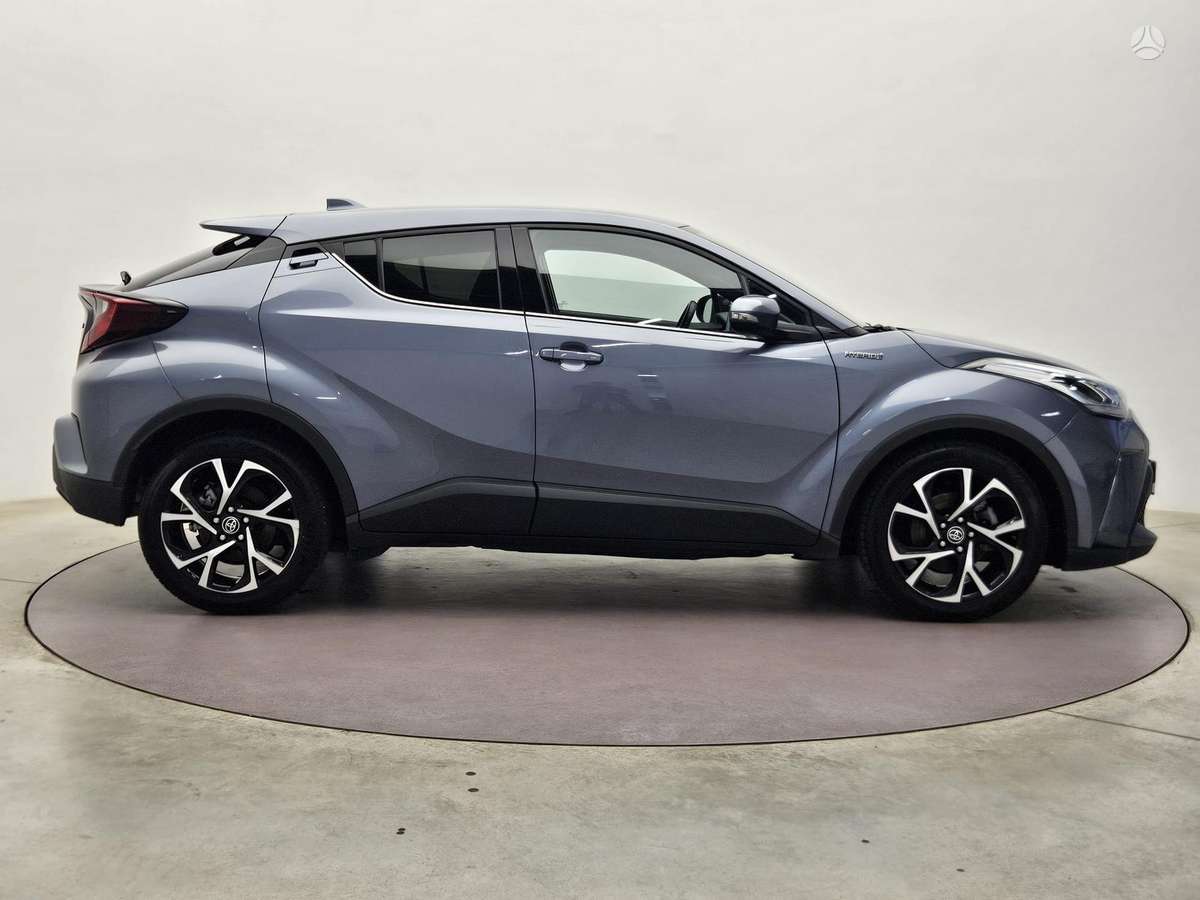 Toyota C-HR - 4