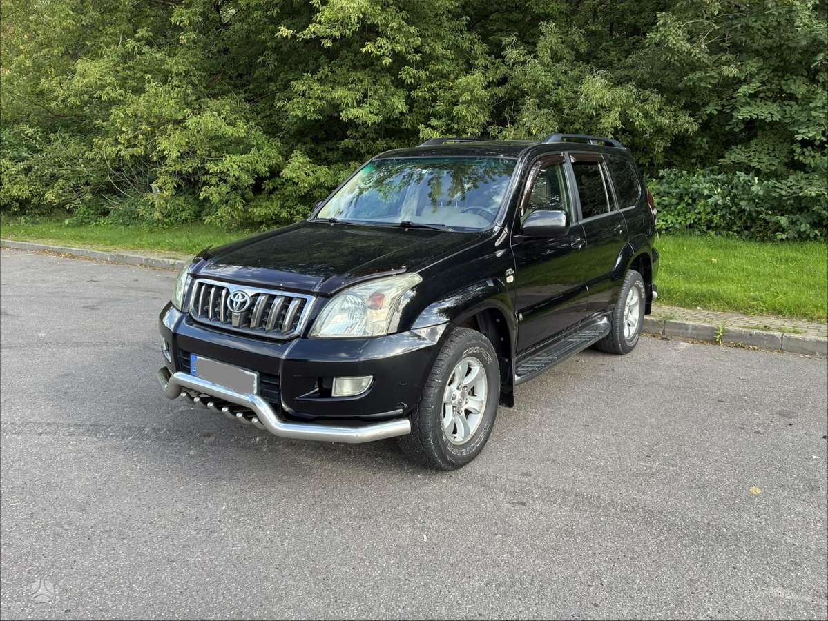 Toyota Land Cruiser - 1