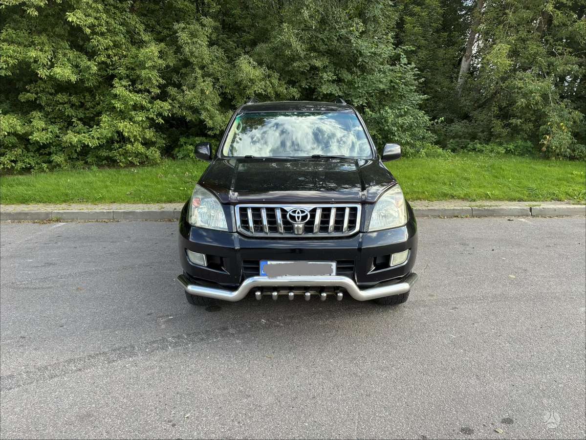 Toyota Land Cruiser - 2