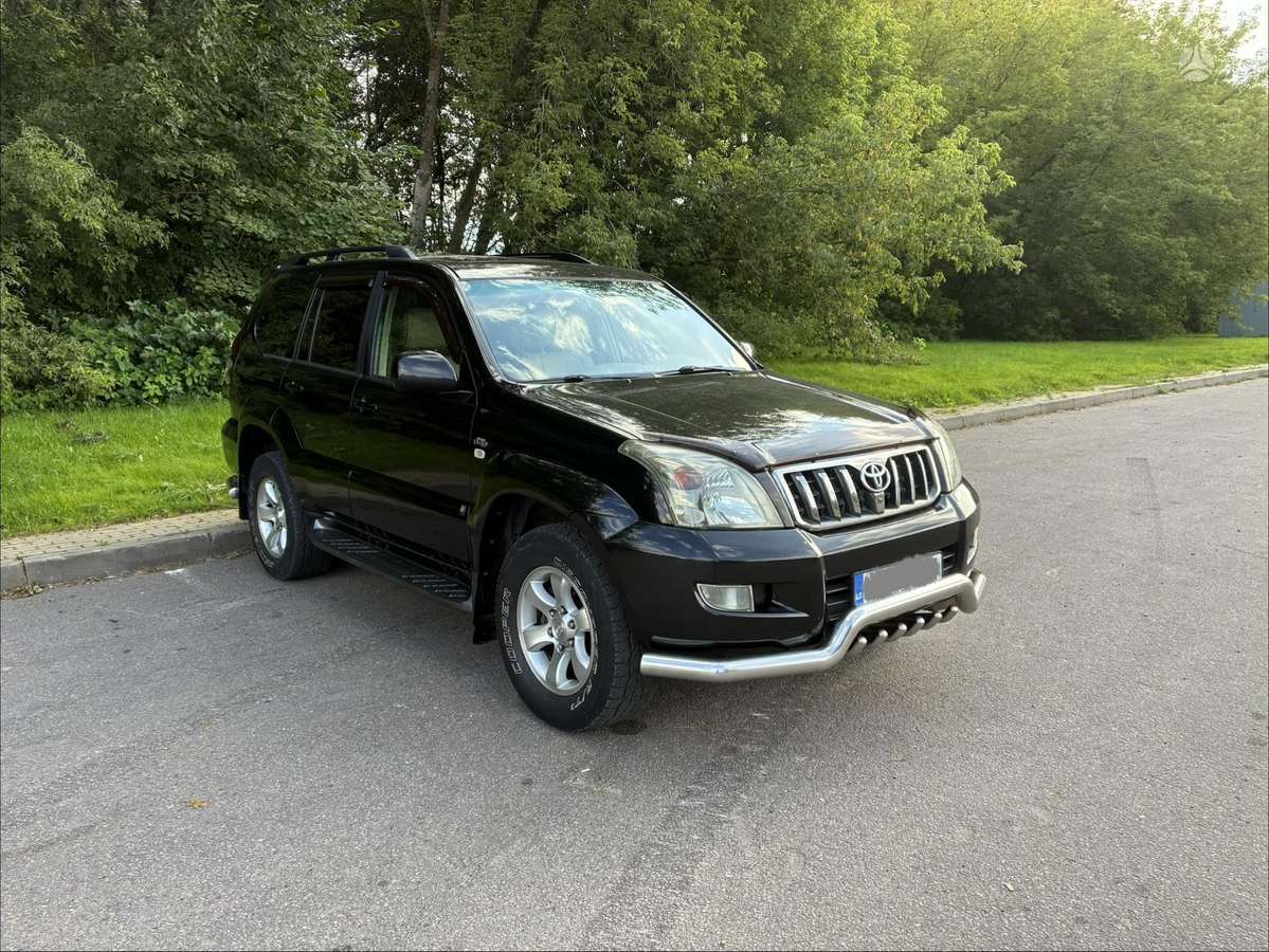 Toyota Land Cruiser - 3