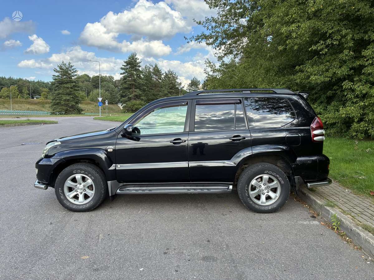 Toyota Land Cruiser - 8