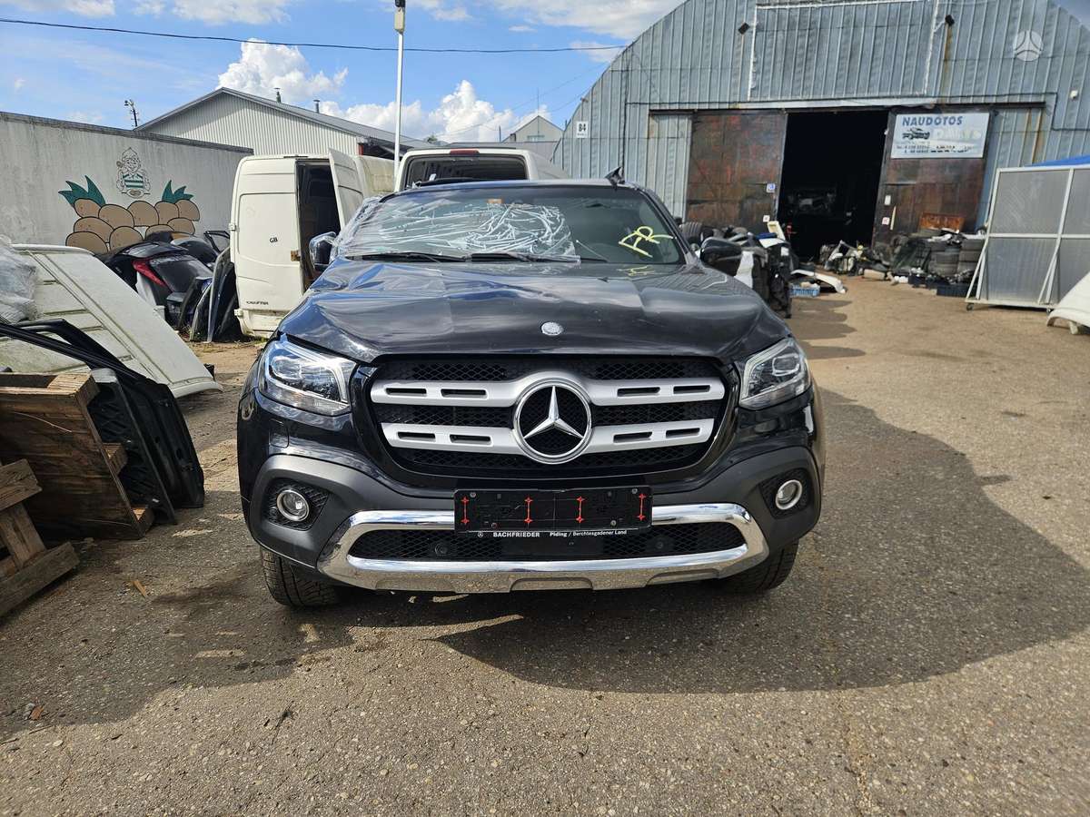 Mercedes-Benz X350