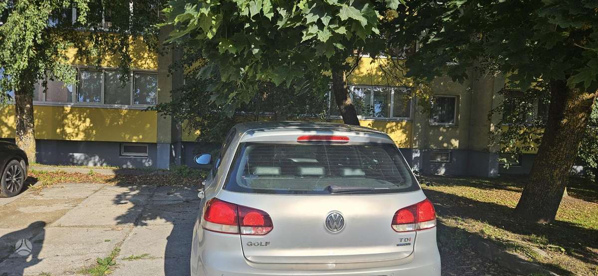 Volkswagen Golf - 3