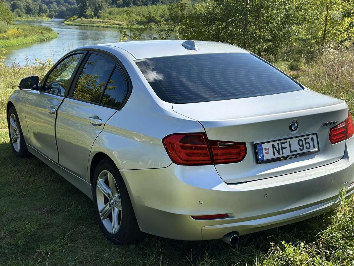 BMW 318, 2.0 l., Седан