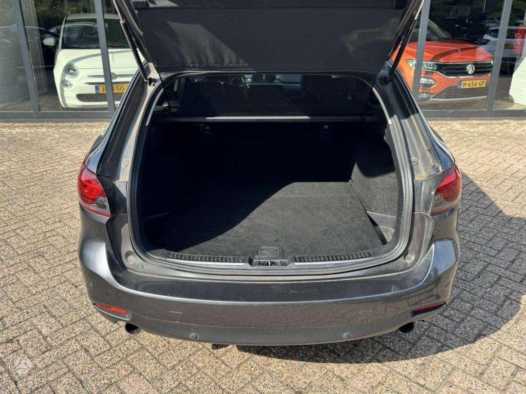 Mazda 6, 2.2 l., wagon