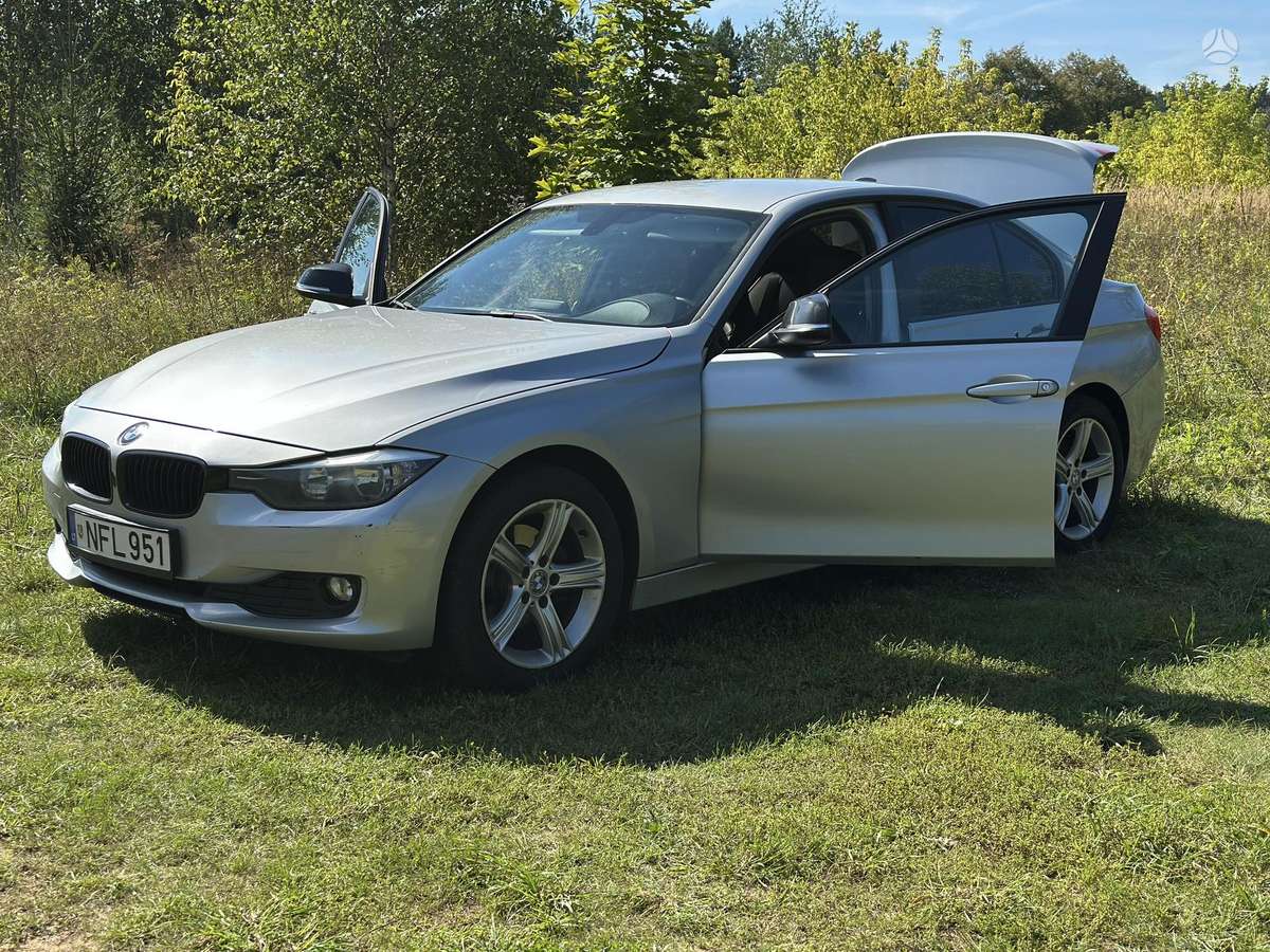 BMW 318, 2.0 l., Седан