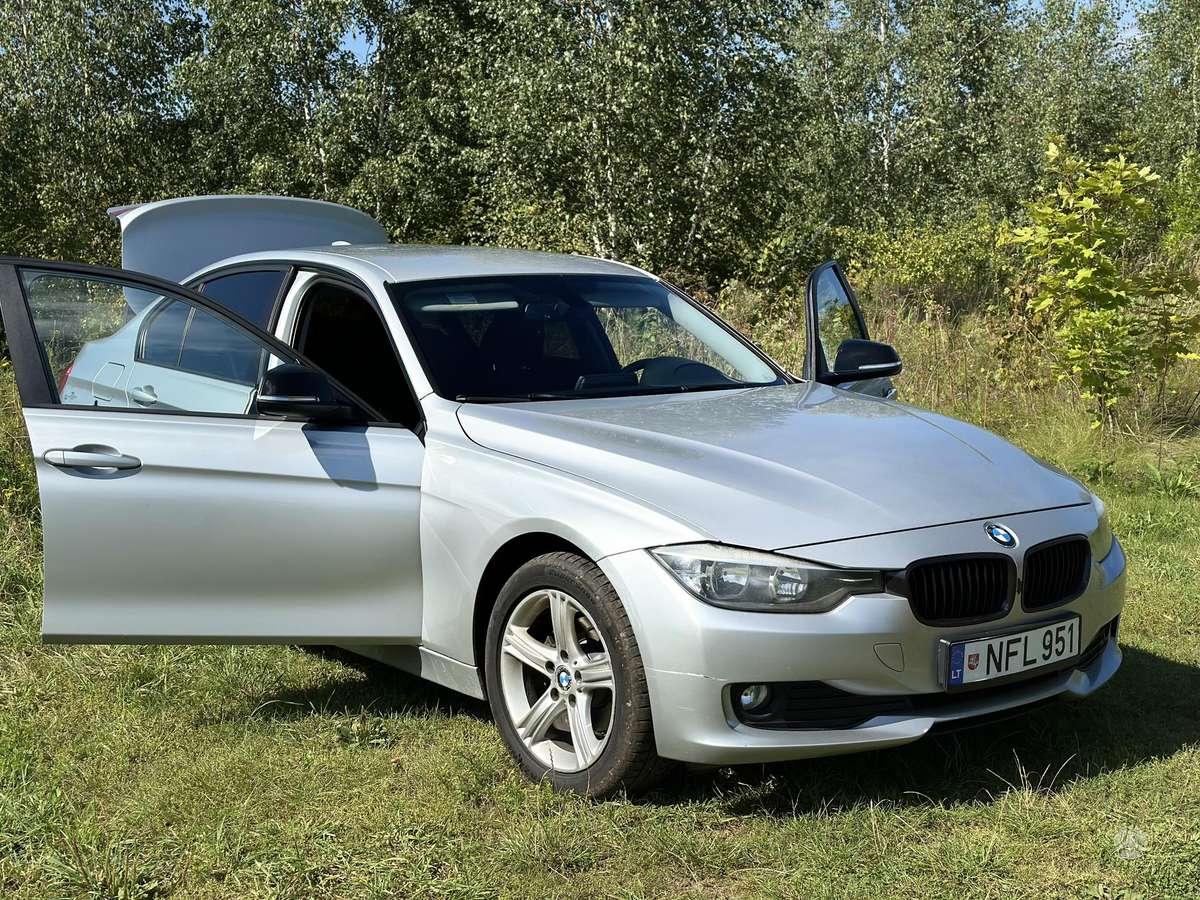 BMW 318, 2.0 l., Седан