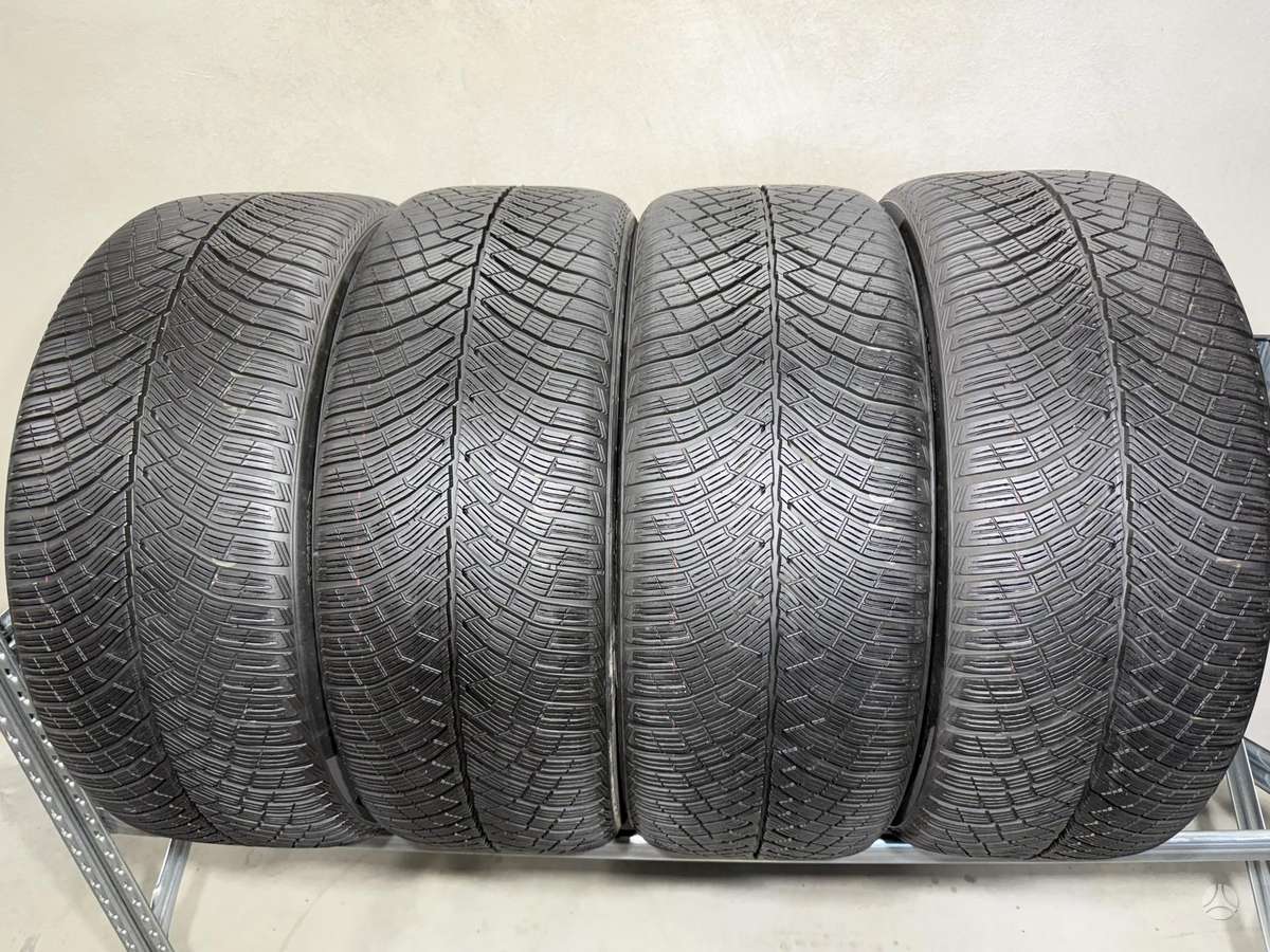 Pirelli PZero winter2/2024m, winter 255/45 R20