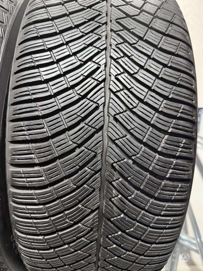 Pirelli PZero winter2/2024m, winter 255/45 R20