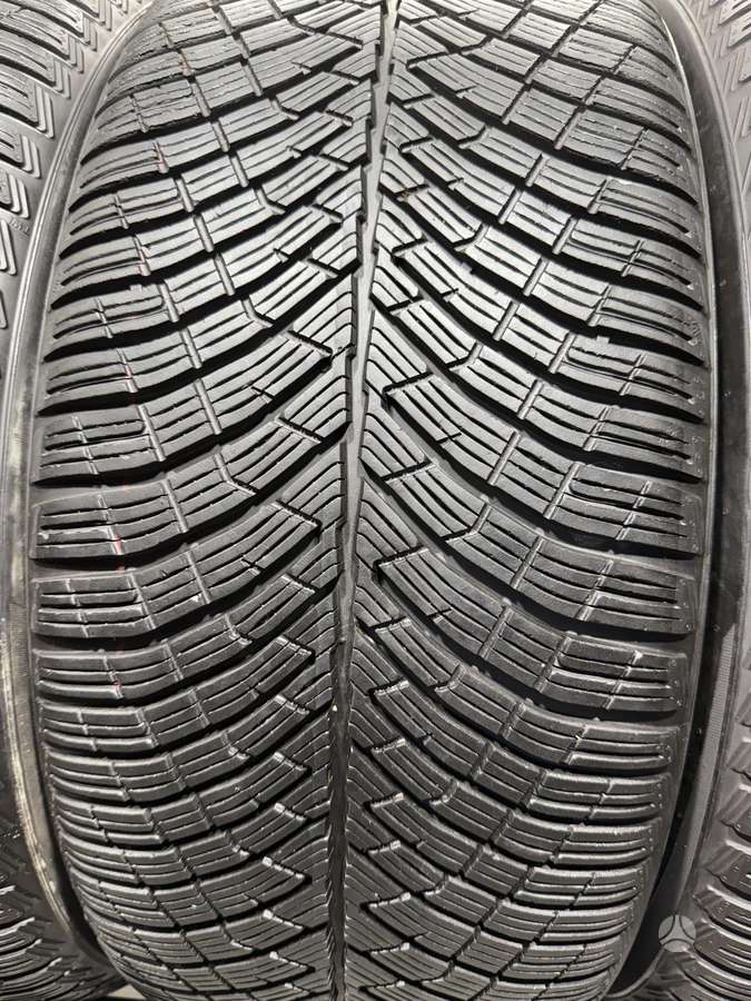 Pirelli PZero winter2/2024m, winter 255/45 R20