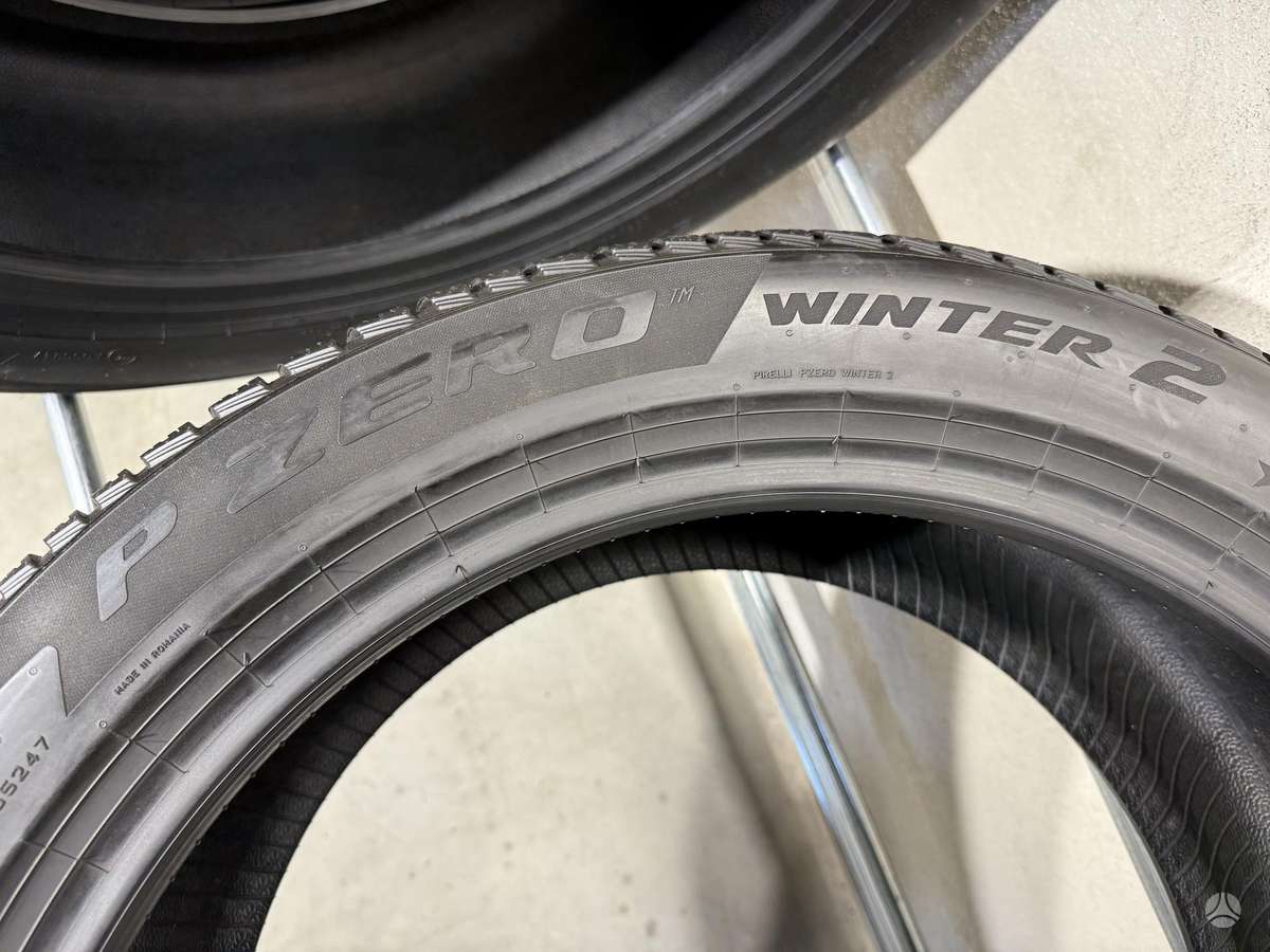 Pirelli PZero winter2/2024m, winter 255/45 R20