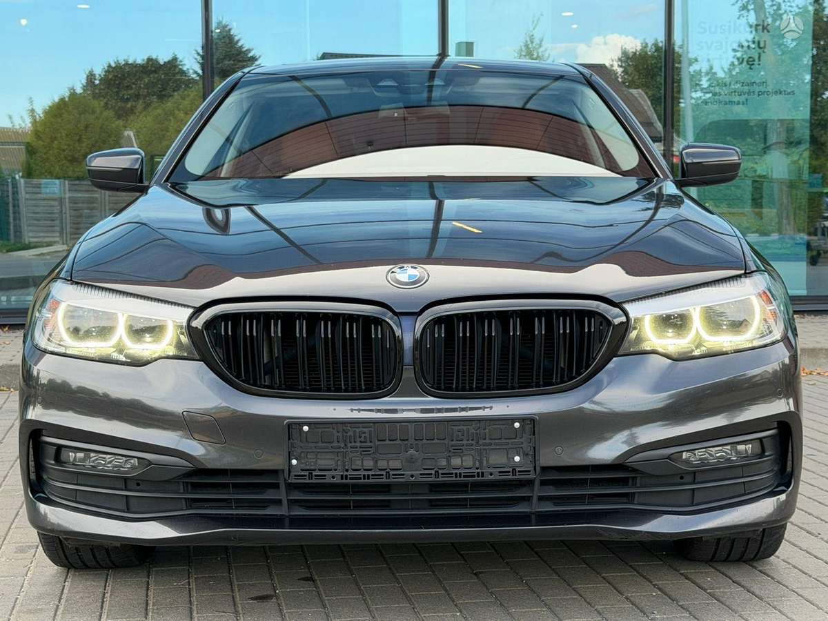 BMW 520, 2.0 l., Седан