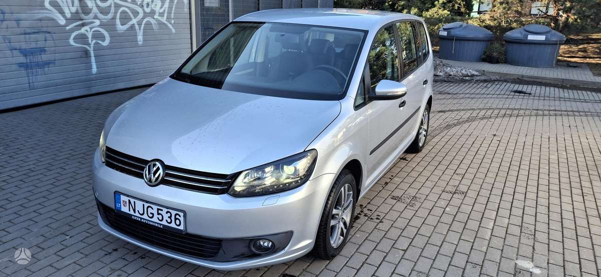 Volkswagen Touran - 3