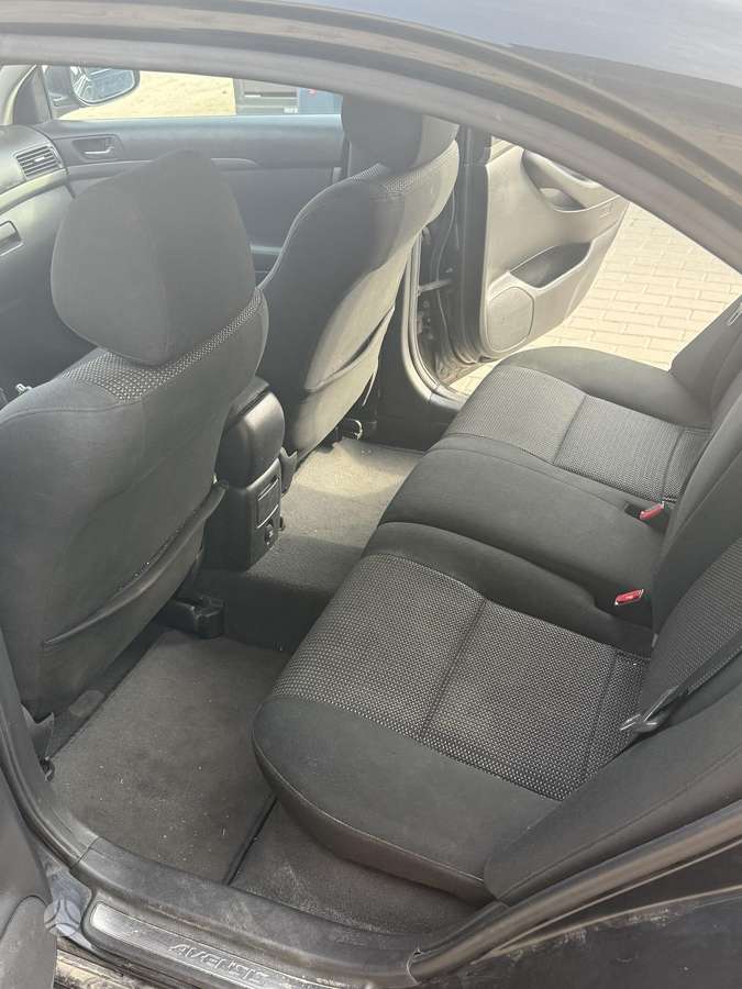 Toyota Avensis - 3