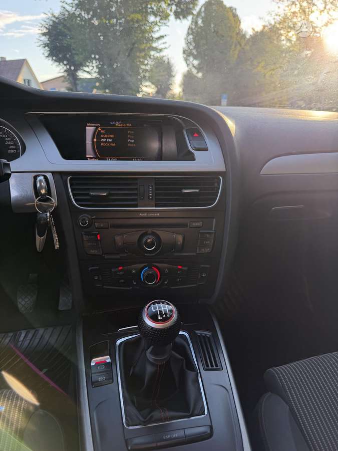 Audi A4, 2.0 l., universalas