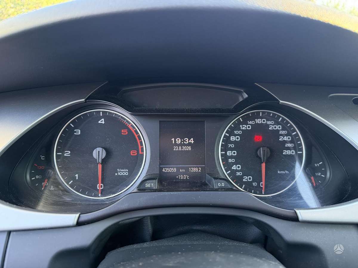 Audi A4, 2.0 l., universalas