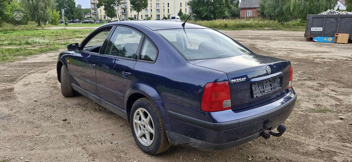 Volkswagen Passat - 5
