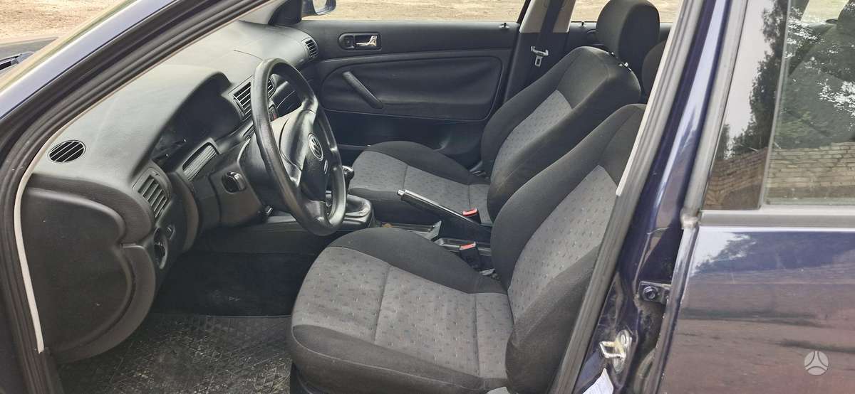 Volkswagen Passat - 6