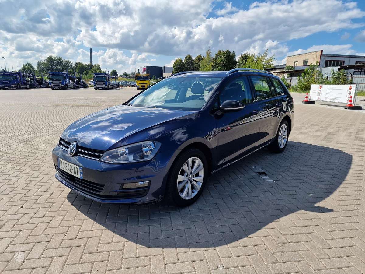 Volkswagen Golf - 3