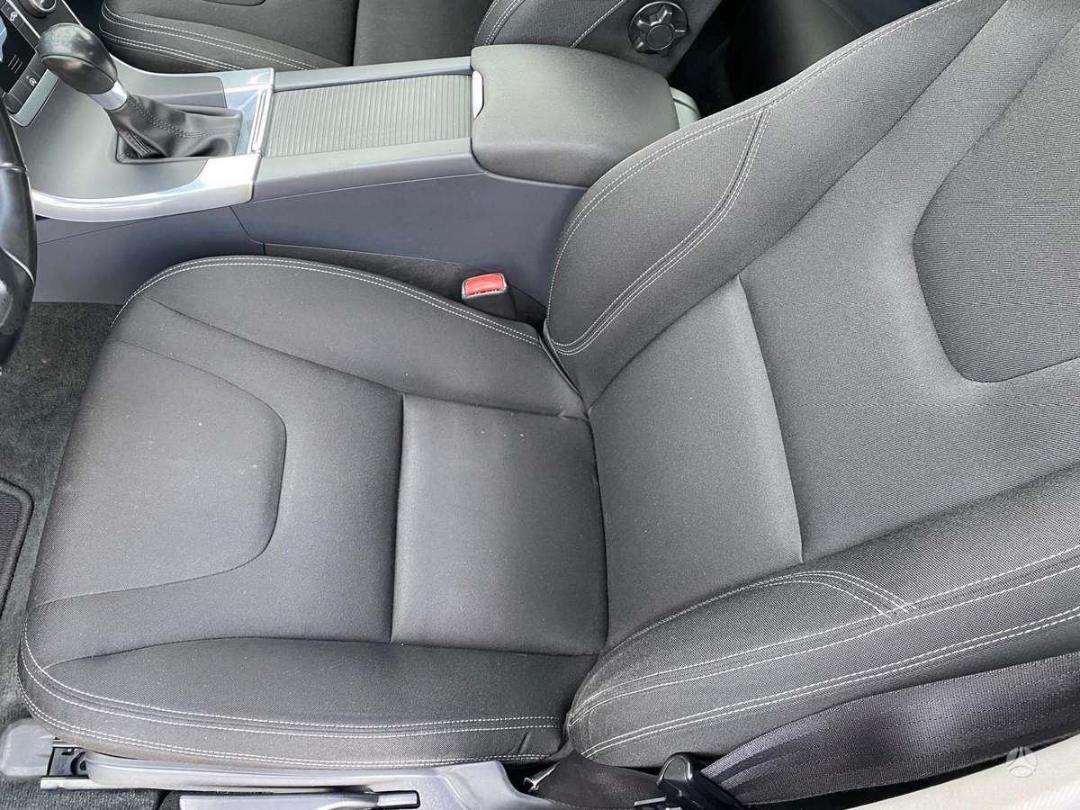 Volvo V60 - 10
