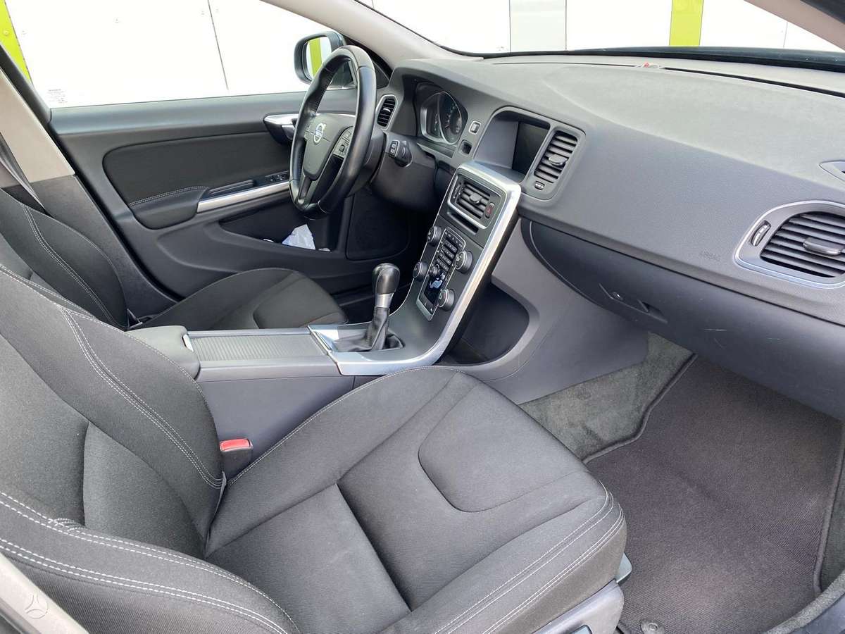 Volvo V60, 2.0 l., Универсал