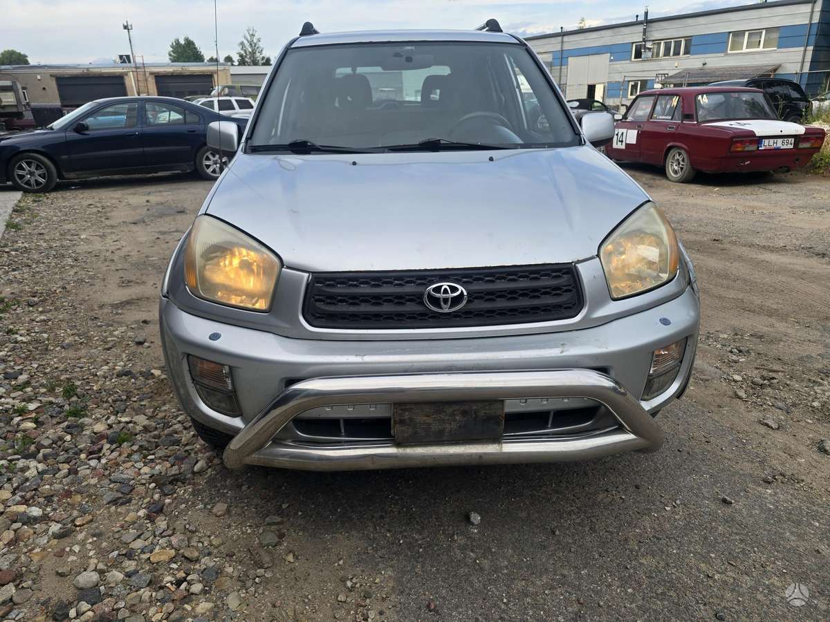 Toyota RAV4 - 5