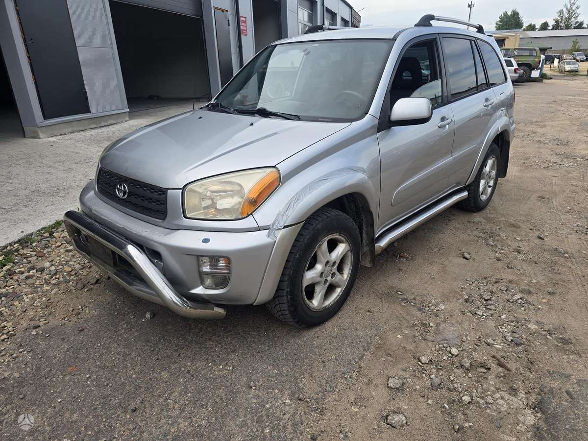 Toyota RAV4 - 7